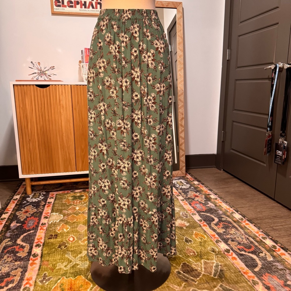Earthbound Trading Co. Teal Floral Maxi Skirt Small - Picture 7 of 10